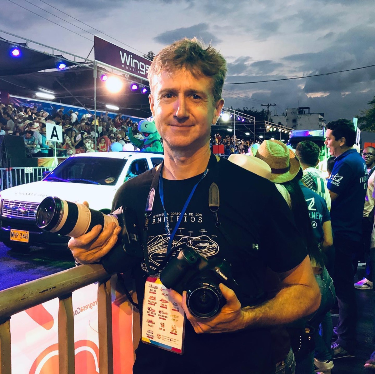 Dennis Drenner photographing on location in Colombia